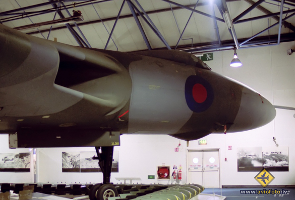 Avro 698 Vulcan B2